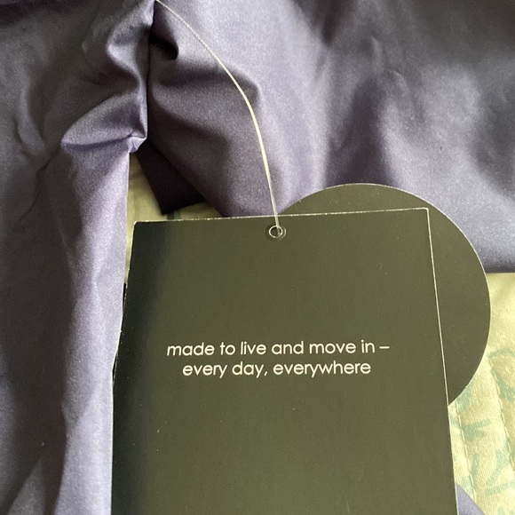 Ease of motion Jackets - Picture 8 of 8